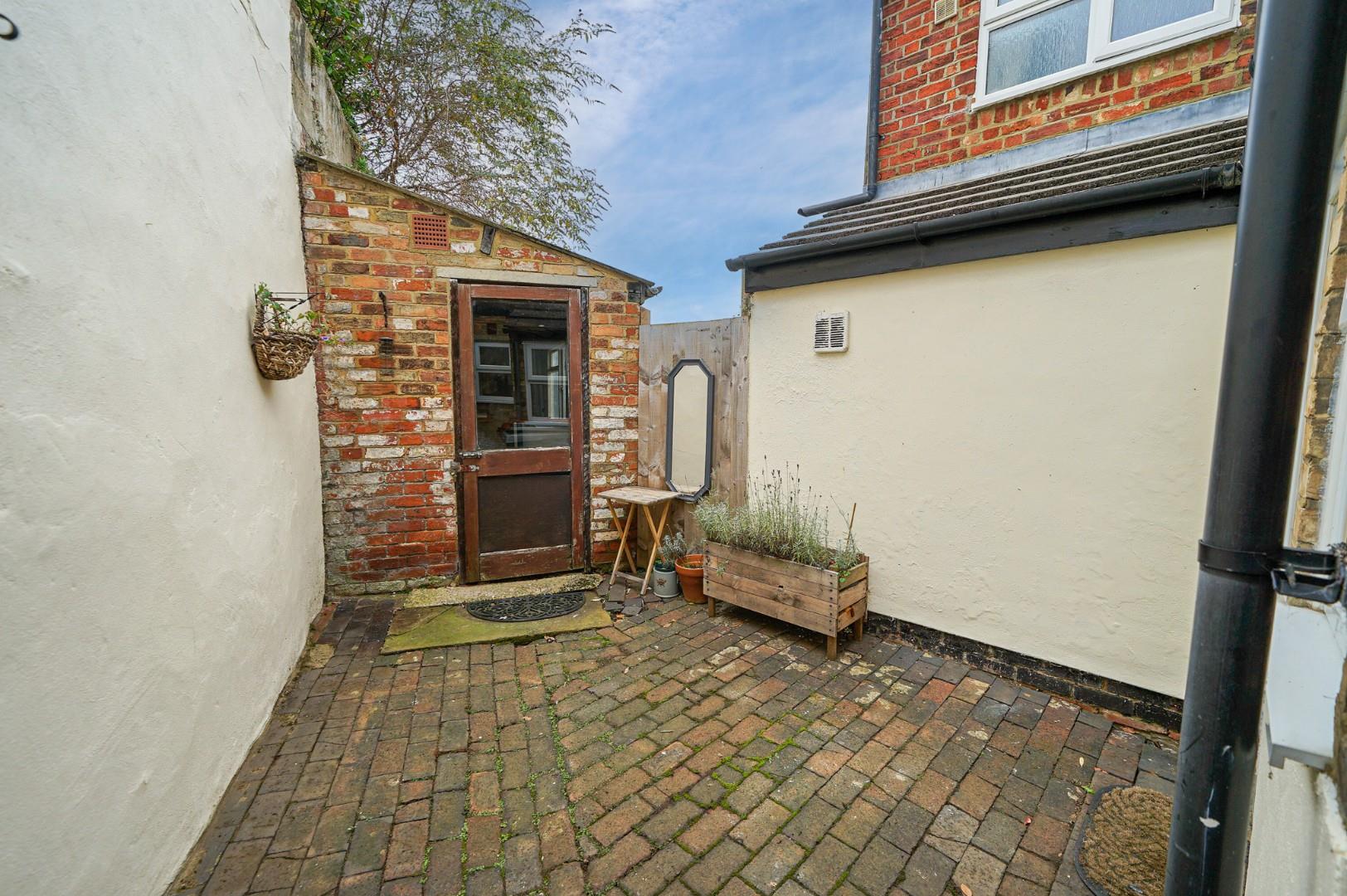 Church Street, Leighton Buzzard Quarters Estate Agents